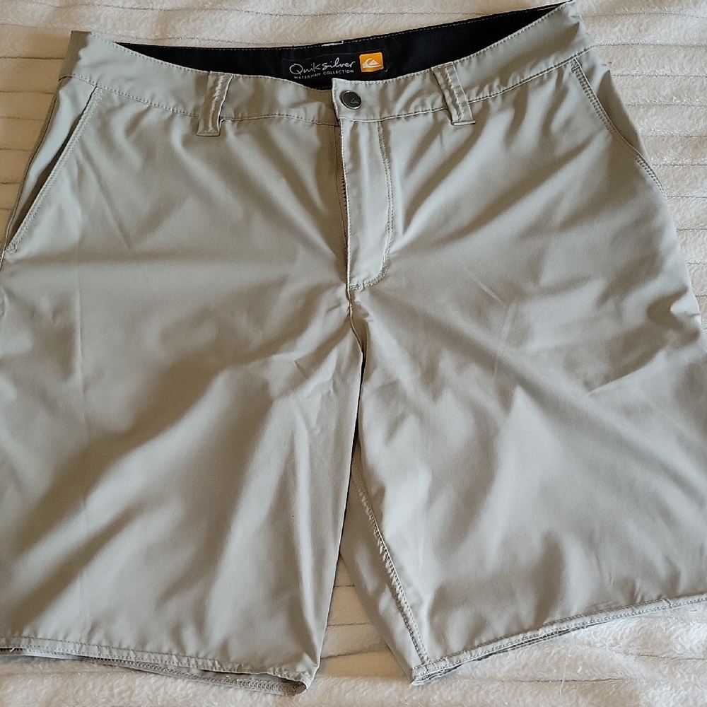 Quiksilver Men's Light Beige Hybrid Shorts